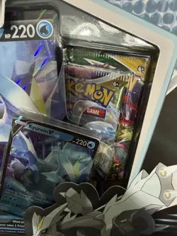 Pokemon- Kyurem V Box- NEW/Factory Sealed. Evolving Skies/Lost Origin! - Image 4