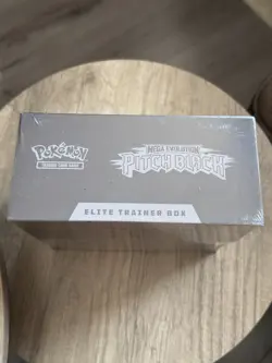 Pokemon Trading Card Game (TCG): Mega Evolution Pitch Black Elite Trainer Box - Image 5