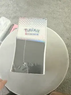 Pokemon TCG Prismatic Evolutions Elite Trainer Box - Image 3