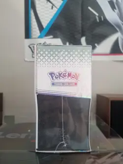 Pokemon TCG Prismatic Evolutions Elite Trainer Box - Image 2