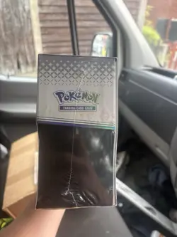 Pokemon TCG Prismatic Evolutions Elite Trainer Box - Image 5