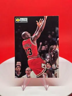 Michael Jordan - 1997-98 Upper Deck Collector's Choice #392 Chicago Bulls - Image 4