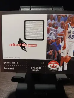 2001-02 Fleer Shoebox Collection - Sole of the Game Grant Hill JERSEY #200 (MEM) - Image 3