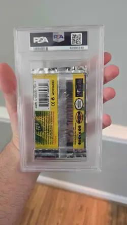 1999 POKEMON SEALED BASE SET UNLIMITED VENUSAUR BOOSTER PACK PSA 9 - Image 4
