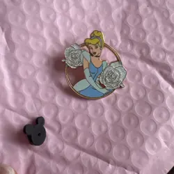 Cinderella Pin Japan Disney Store Glitter Flowers Gold Blue Dress - Image 4