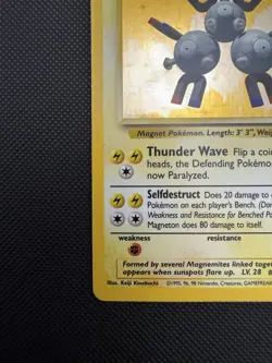 Pokemon Magneton 9/102 Base Set Holo Rare Eng 1999 60HP - Image 3