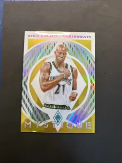 Kevin Garnett - 2023-24 Panini Phoenix #22 Mystique gold Prizm #d /10 - Image 1