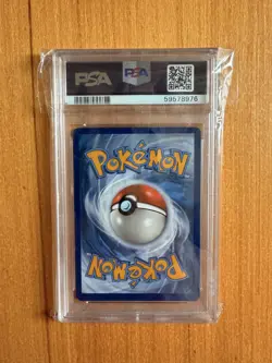 2020 SWSH04: Vivid Voltage #138 Amazing Rare Rayquaza PSA 9 MINT - Image 2
