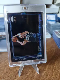 2025-26 Topps Chrome #42 Klay Thompson Black Basketball Refractor 9/10 Mint - Image 2