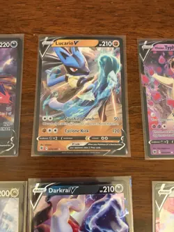 Pokemon TCG Lot of 10 Darkness Ablaze V Holos - Image 3
