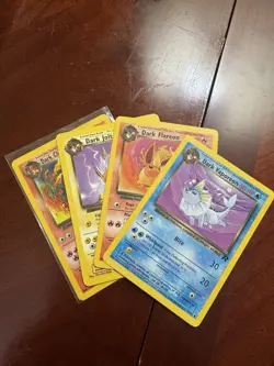 Nintendo Pokemon TCG Team Rocket 4-Card Lot: Dark Charmeleon, Flareon (EN 2000) - Image 1