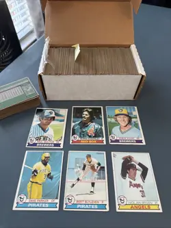 1979 Topps Baseball Card Lot 394 Cards 240 Unique Cards Fair Condition - Image 1
