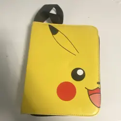 Pikachu Pokemon TCG Zipped 3-Ring Binder 180 Cards 4-Pocket Double-Sided - Image 1