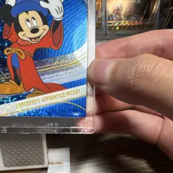 Topps 2023 Chrome Disney 100 #190 Sorcerer's Apprentice Mickey /150 Rainbow Foil - Image 4