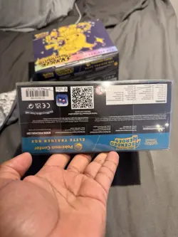 Pokemon Ascended Hero’s Pokemon Center ETB - Image 5