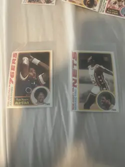 Topps 1978 Topps NBA Basketball 132-Card Lot Kareem/Erving All-Star Checklist - Image 3