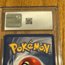 Pokemon TCG Squirtle 63/102 Base Set Graded CGC 8 NM Mint 1999 Pokemon - Image 5