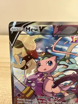 Pokemon TCG Mew v Alternate Full Art Holo Rare Card 251/264 Fusion Strike NM - Image 2