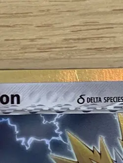 Jolteon 7/113 Ex Delta Species Pokemon Card 2005 Vintage Holo Rare - Image 2