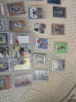 Massive NFL, NBA and Pokemon Card Lot. Over 100 CARDS Rookies, Vintage, XY ERA - Image 4
