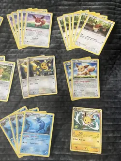Eevee Bulk lot eeveelutions NM-MP pokemon vintage rare collector TCG original - Image 2