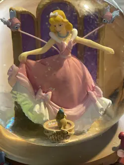 Disney Cinderella Snow Globe Music Box Enesco A Dream is a Wish Your Heart Makes - Image 2
