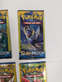 Pokemon 3 Card Pack Lot - 2x Breakpoint 2x Sun and Moon Base Set - Image 4