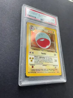 Pokemon Electrode 2/64 Jungle Unlimited Holo Rare Card PSA 9 WOTC 1999 - Image 2