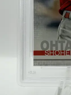 2019 Topps - Image Variation Shohei Ohtani #250 Adjusting Batting Glove PSA 6 - Image 5