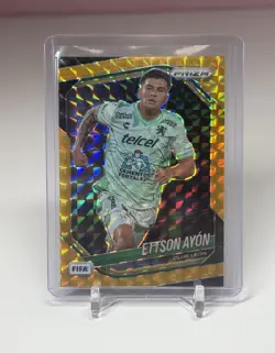 Panini 2025-26 Prizm FIFA Soccer Ettson Ayon Gold Prizm #206 /10 Club Leon - Image 1