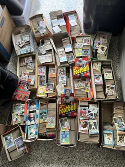 Mixed Sports Card Lot (20 shoe boxes) 1960's/70's/80's - Image 1
