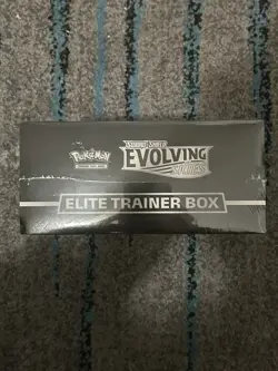 Evolving Skies Elite Trainer Box / ETB (Sylveon Art) Factory Sealed Pokemon - Image 3
