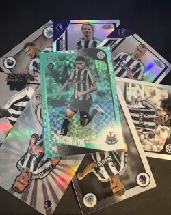 Newcastle Mystery Mixed Bundle (7 cards) of Autos/Numbered/Refractors/insertbase - Image 1