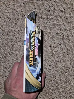 Pokemon Sword & Shield: Darkness Ablaze Theme Deck - Galarian Darmanitan - Image 4