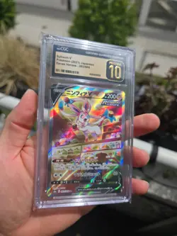 2021 Pokemon Sylveon V Full Art Eeevee Heroes Japanese CGC 10 Pristine 083 S6a - Image 2