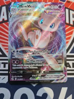 Pokemon Mew VMAX Holo Rare TCG Fusion Strike Card 114/264 NM Condition - Image 5