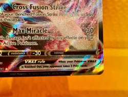 Mew VMAX 114/264 Fusion Strike Ultra Rare Holo Pokemon TCG - Image 4