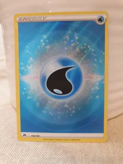 Water Energy 154/159 Textured Holo Crown Zenith Pokemon Card NM - Image 1