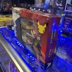 Pokemon TCG: Celebrations Collection Box Lance's Charizard V Oversize] (2021) 820650809392 - Image 4