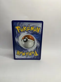 Pokemon TCG Reshiram 113/114 Celebrations Classic Collection Holo English 2021 - Image 2