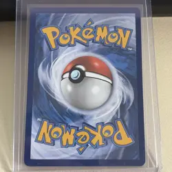 Reshiram 113/114 Celebrations: Classic Collection Holo - Image 2