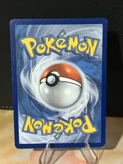 Reshiram 113/114 Celebrations: Classic Collection Holo - Image 2