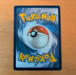 Reshiram 113/114 Celebrations: Classic Collection Holo - Image 4