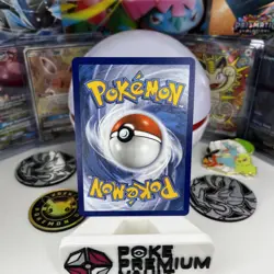 Reshiram 113/114 Celebrations: Classic Collection Holo - Image 2