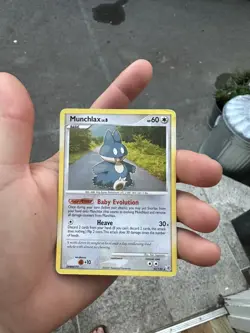 Munchlax 33/130 Diamond & Pearl Pokemon - Image 1