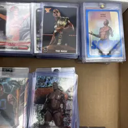 Lot of 2000 WWE Cards Rc’s, Numbered, Autographs, Super Stars and Divas… - Image 4
