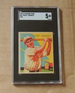 SGC-graded 1934-36 Diamond Stars BB cd.66 ('35 Grn); "Ducky" Medwick (HF), Cards - Image 1