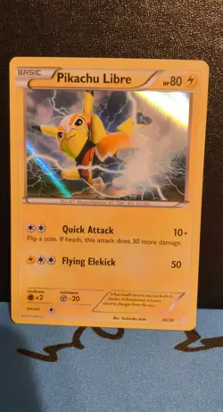 Pikachu Libre (30 - Holo) 30/30 XY Trainer Kit: Pikachu Libre & Suicune Holo - Image 1