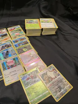 POKEMON GO - Pokemon TCG 235 Card Mixed Holo/Reverse Holo/Bulk Lot - Image 3