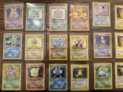 Pokemon TCG Base Set 102/102 Complete. Cards are in very good condition NM to LP - Image 1